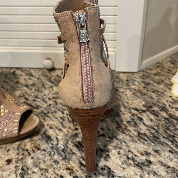 BCBGMAXAZRIA WEST2 Peek Toe Ankle Bootie Sandals - Picture 4 of 10